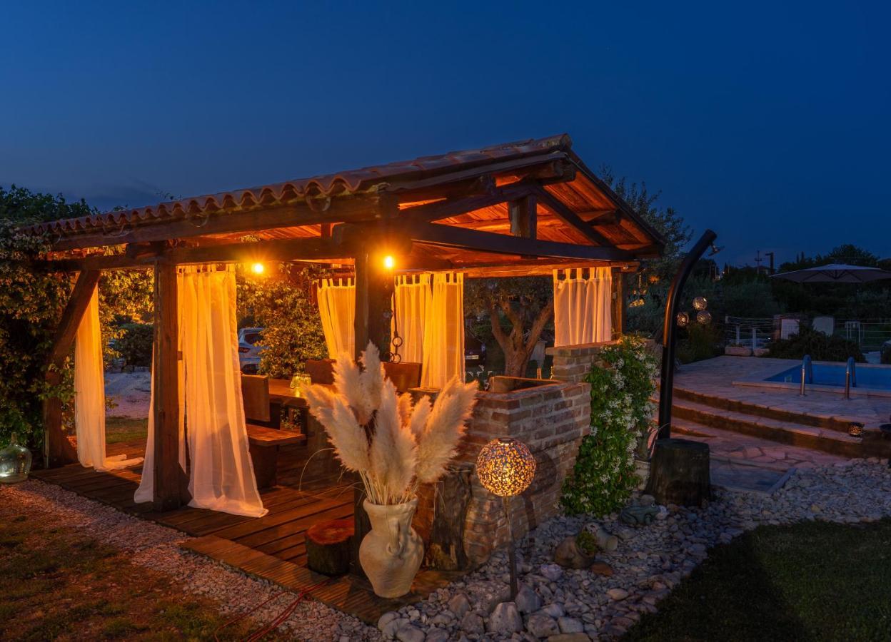 Lavanda Apartments & Room Sveti Lovreč Pazenatički المظهر الخارجي الصورة