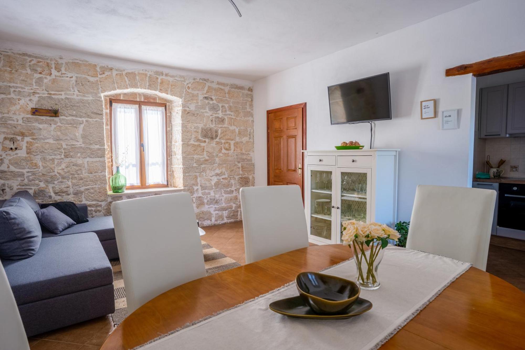 Lavanda Apartments & Room Sveti Lovreč Pazenatički الغرفة الصورة